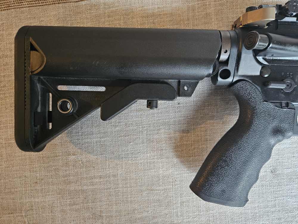 Knight's Armament SR-15 Mod 2 with KAC MAMS 5.56, LMT, Geissele-img-9