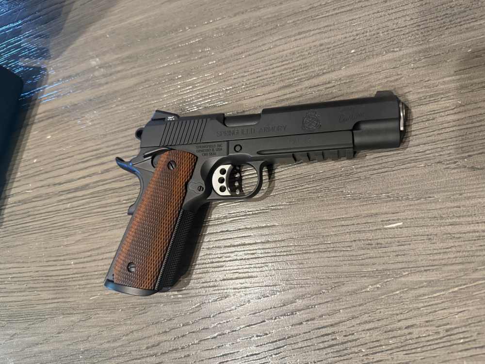 Springfield Armory Custom Shop 1911 Professional – FBI Hostage Rescue Team -img-3