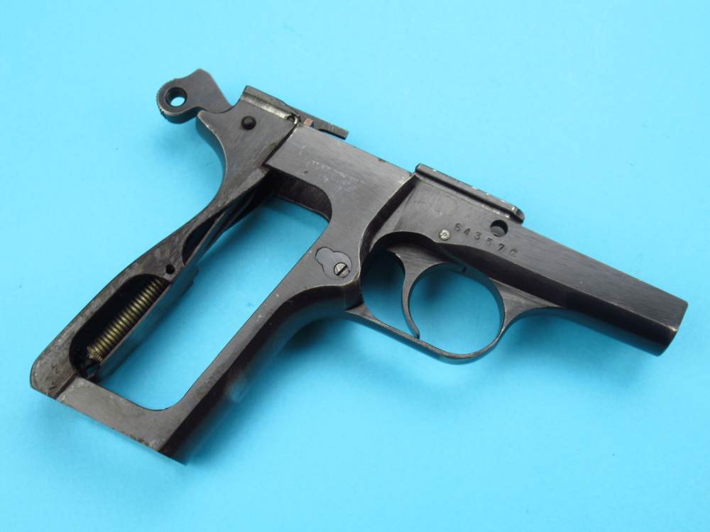 Nice 1943 WWII German Browning Hi Power Belgian pistol 9mm Luger P38 FN-img-93