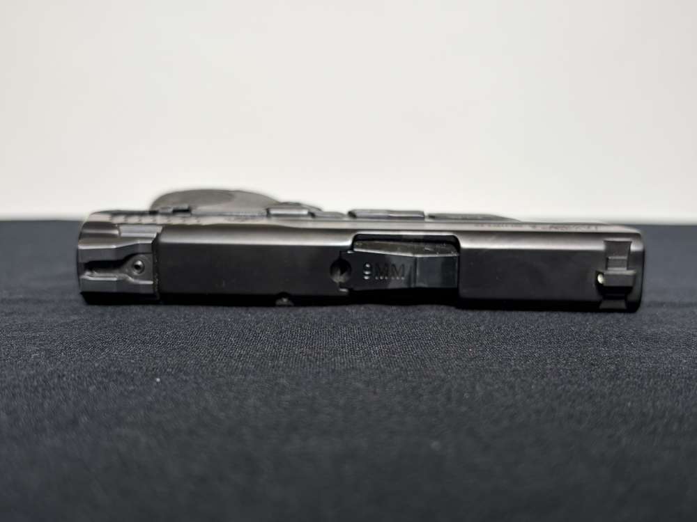 Smith & Wesson M&P9 Shield 9MM-img-4