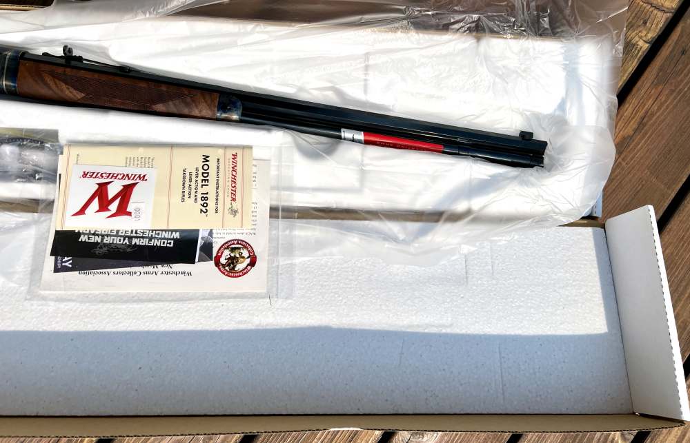 Winchester 1892 Deluxe Case Color 44 MAG 24" Octagon T/D NIB 2026 Nice Wood-img-3