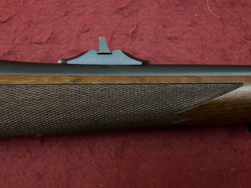 Excellent Ruger M77 Hawkeye African .375 Ruger 23" Walnut blued 07129-img-27