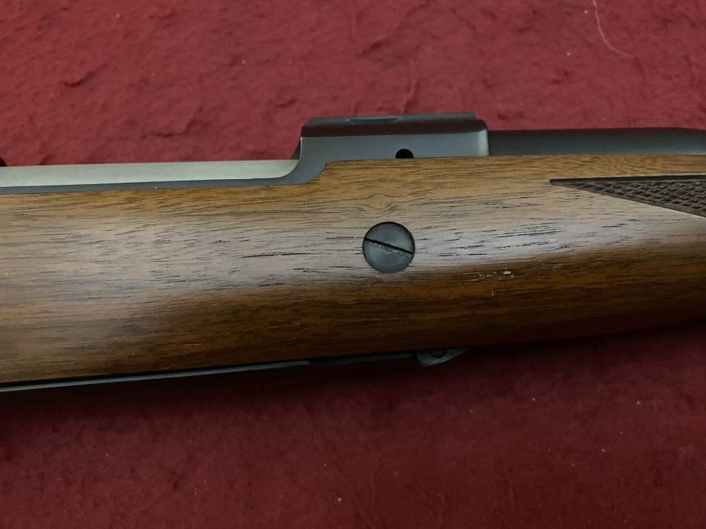 Excellent Ruger M77 Hawkeye African .375 Ruger 23" Walnut blued 07129-img-21