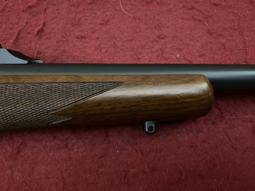 Excellent Ruger M77 Hawkeye African .375 Ruger 23" Walnut blued 07129-img-28