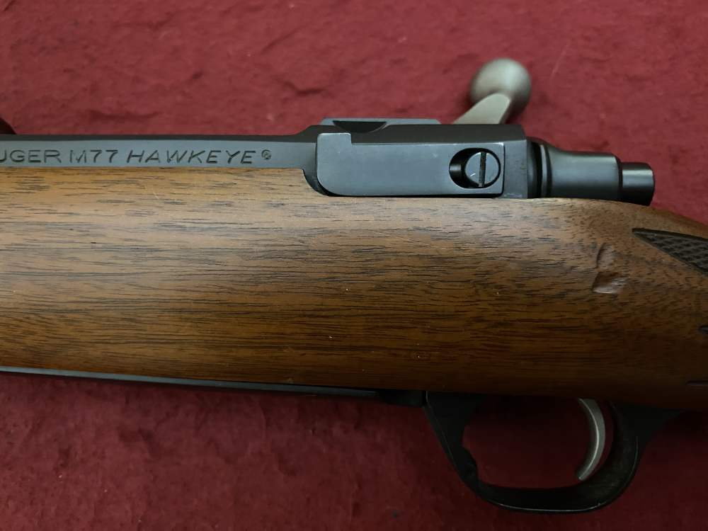Excellent Ruger M77 Hawkeye African .375 Ruger 23" Walnut blued 07129-img-51