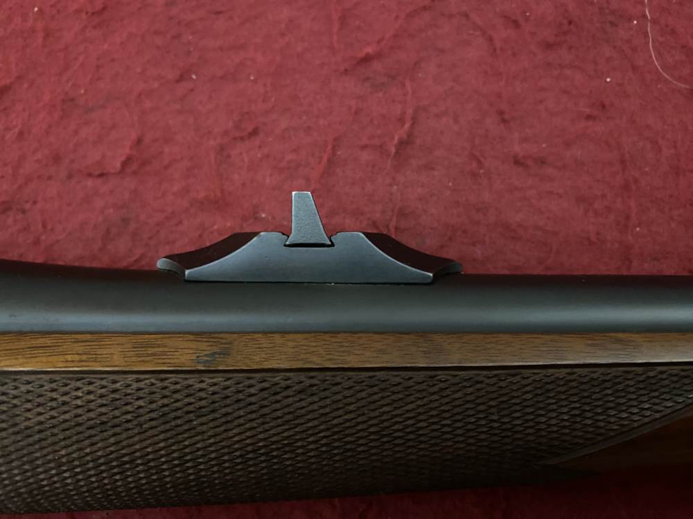 Excellent Ruger M77 Hawkeye African .375 Ruger 23" Walnut blued 07129-img-31