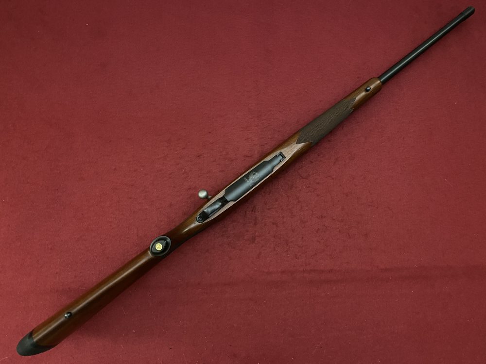 Excellent Ruger M77 Hawkeye African .375 Ruger 23" Walnut blued 07129-img-3