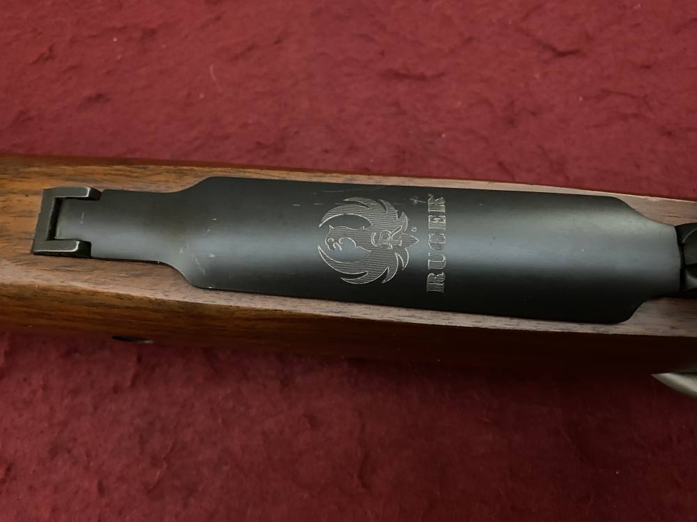 Excellent Ruger M77 Hawkeye African .375 Ruger 23" Walnut blued 07129-img-78