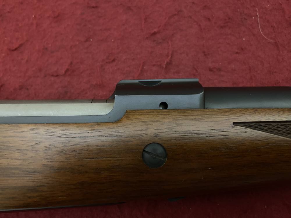 Excellent Ruger M77 Hawkeye African .375 Ruger 23" Walnut blued 07129-img-20