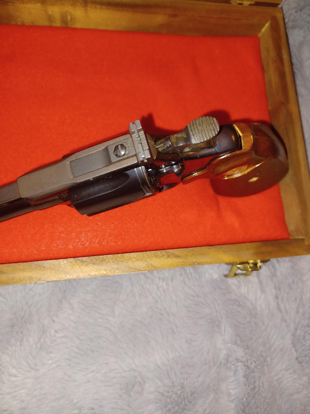 Colt Diamondback 22 Revolver...Serial  # D1000...AMAZING FIND!-img-13