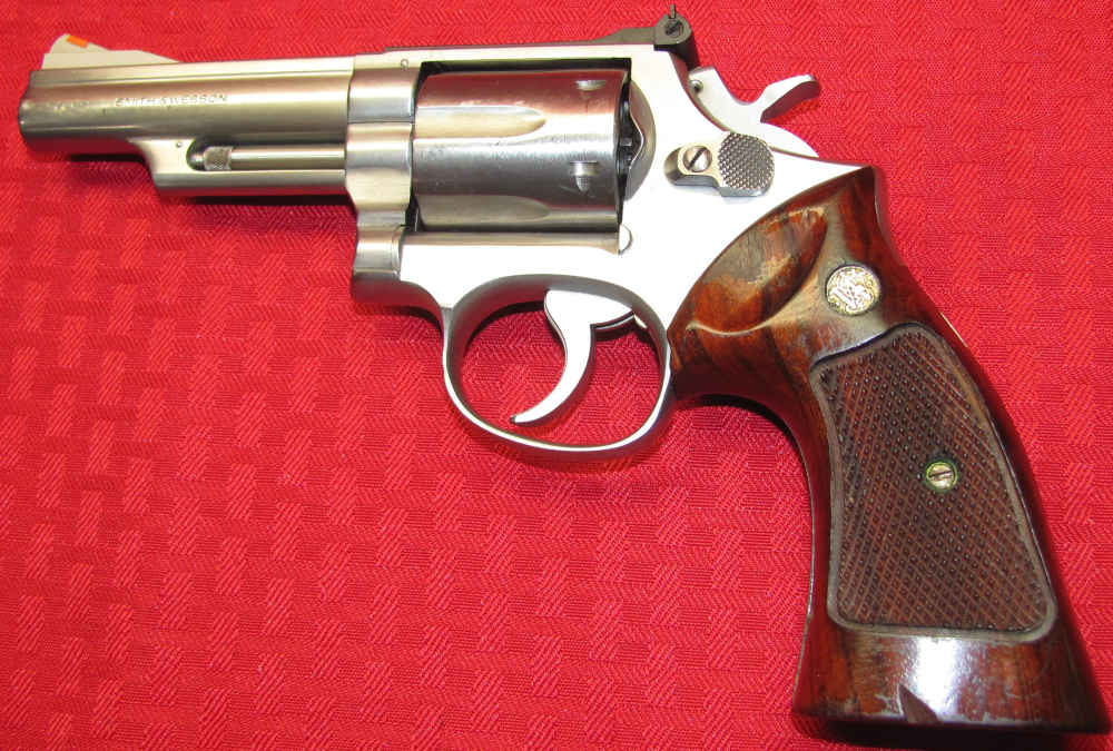 VINTAGE S&W 66 4"INCH BRL SIX SHOT SS REVOLVER 357 MAG PINNED/CBRD VGCOND -img-0