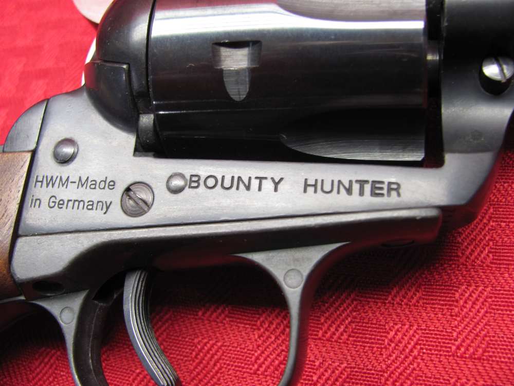 HWR GERMANY BOUNTY HUNTER 22LR / 22WMR SAA UNFIRED ORG BOX NOS-img-10