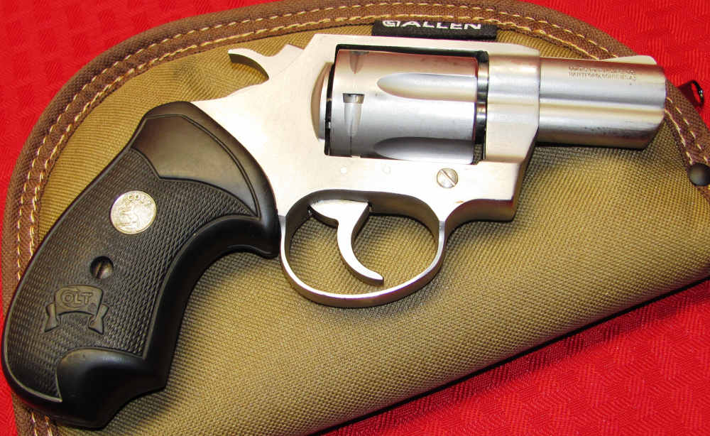 COLT 38 SF VI 2 INCH BRL MATTE SS FINISH PACHMYR COLT GRIPS GD COND-img-0