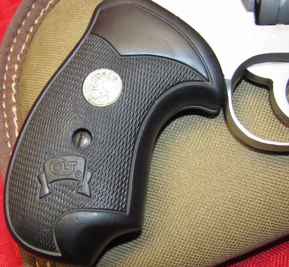 COLT 38 SF VI 2 INCH BRL MATTE SS FINISH PACHMYR COLT GRIPS GD COND-img-4