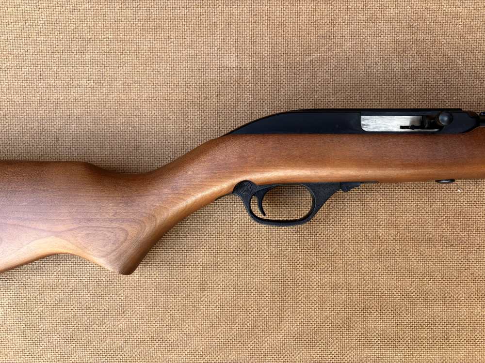 Marlin Model 60 .22 LR Semi Auto Rifle – Beautiful Wood Stock – Excellent-img-2