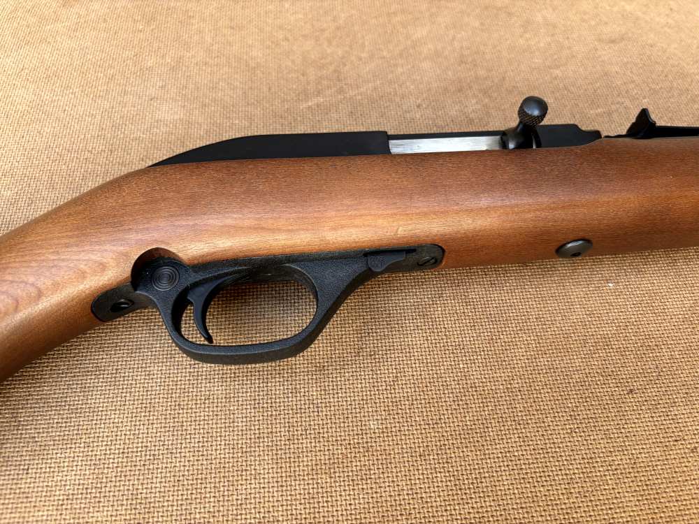 Marlin Model 60 .22 LR Semi Auto Rifle – Beautiful Wood Stock – Excellent-img-4