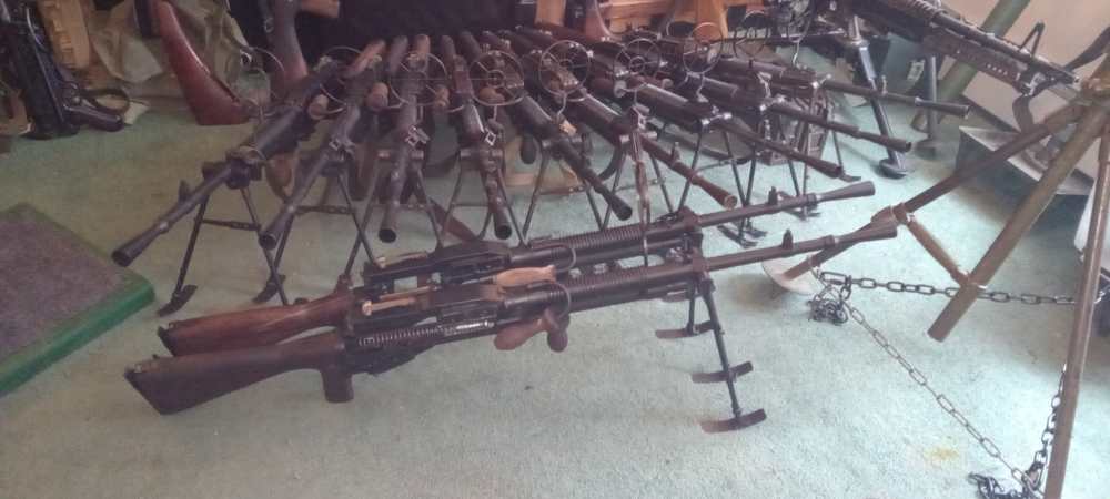 Good M1922 Hotchkiss light Machine gun with A.A. sight feed strip, sling-img-3