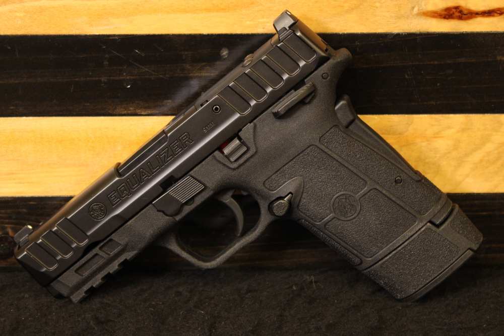 Smith & Wesson Equalizer 9mm Semi-Automatic Pistol-img-1
