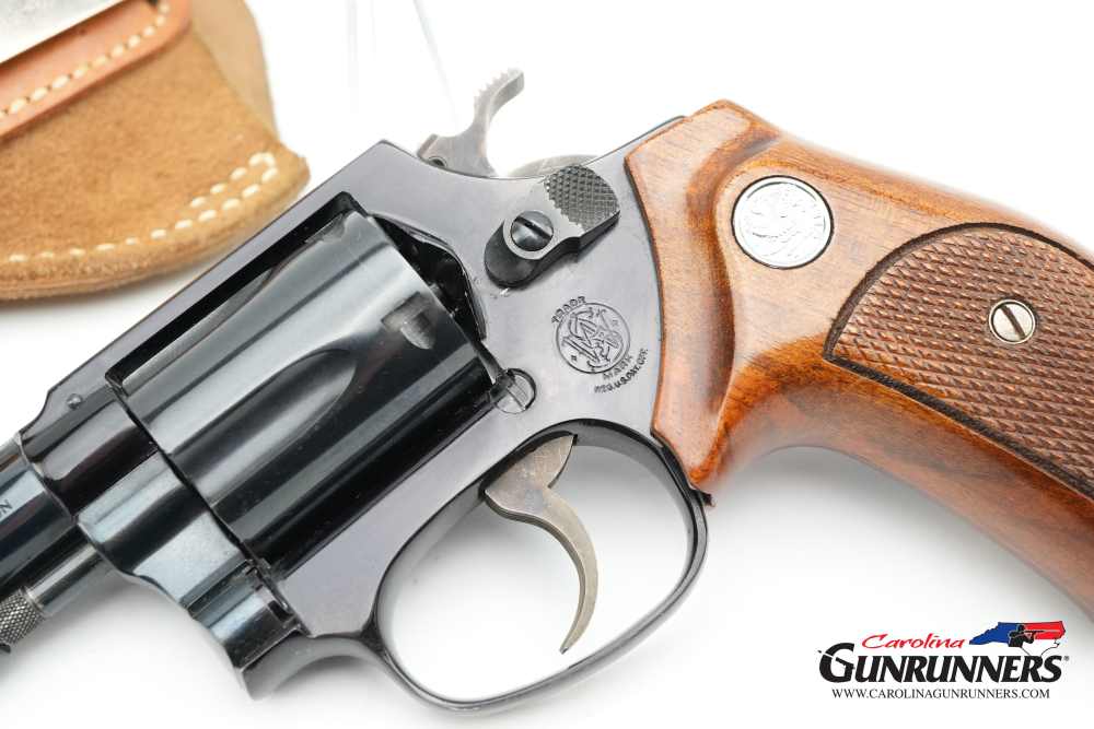 Smith & Wesson Model 37 Airweight .38 Special Revolver 2" Barrel Blued-img-3