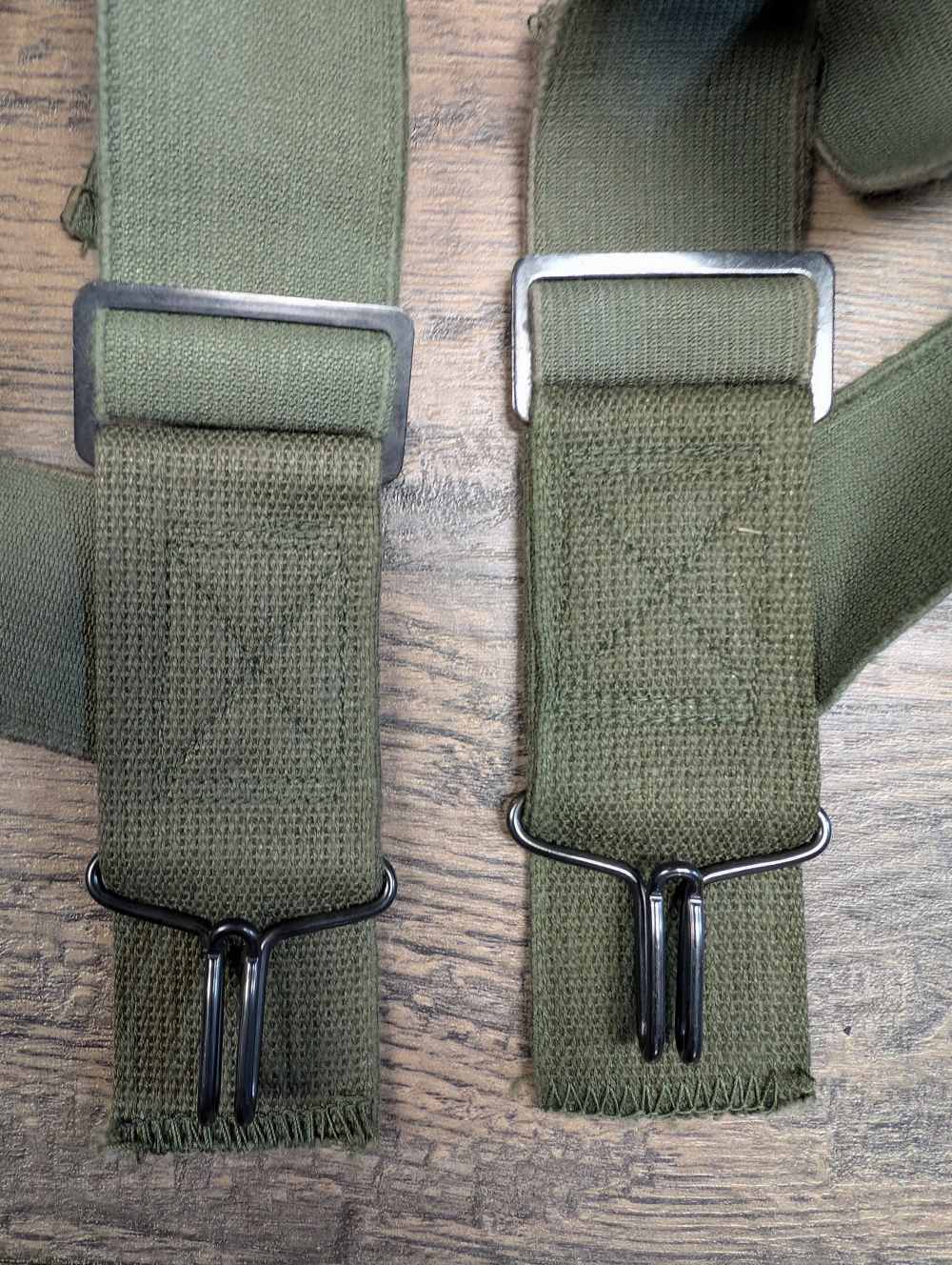 USGI Pistol Belt / Trouser Suspenders Surplus qty. 2 Original -img-1