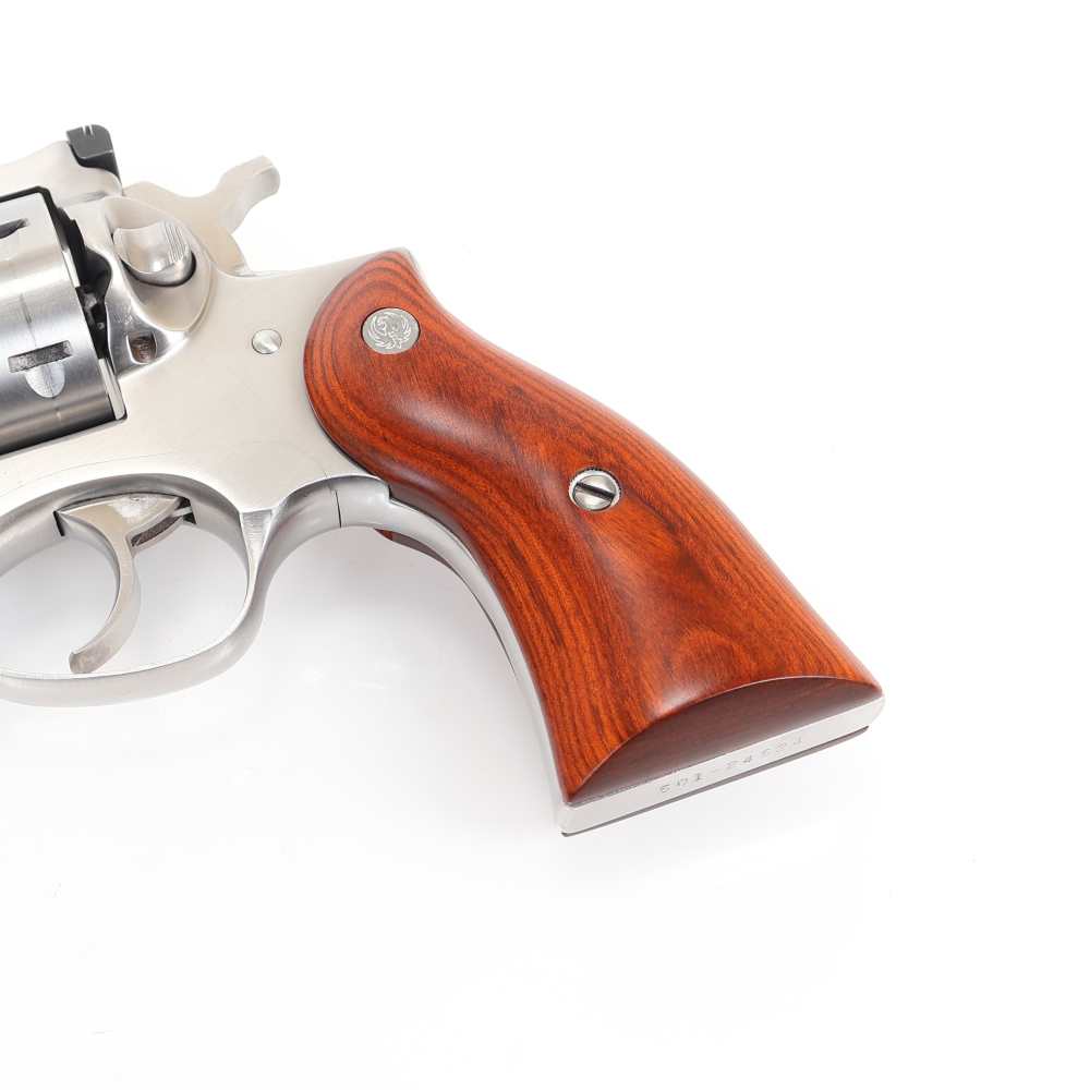 Ruger Redhawk, 44 Magnum 7.5” Barrel STS/Wood VERY CLEAN W/ Box Circa 1984!-img-11