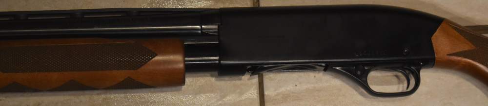 Winchester 1300 12 ga pump shotgun 28" v/r screw in wood-img-1