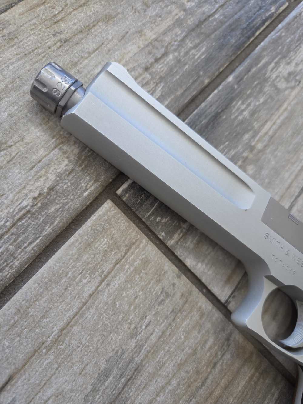 Smith & Wesson Model 622 Target .22 LR 6" 1/2x28 Adapter-img-2