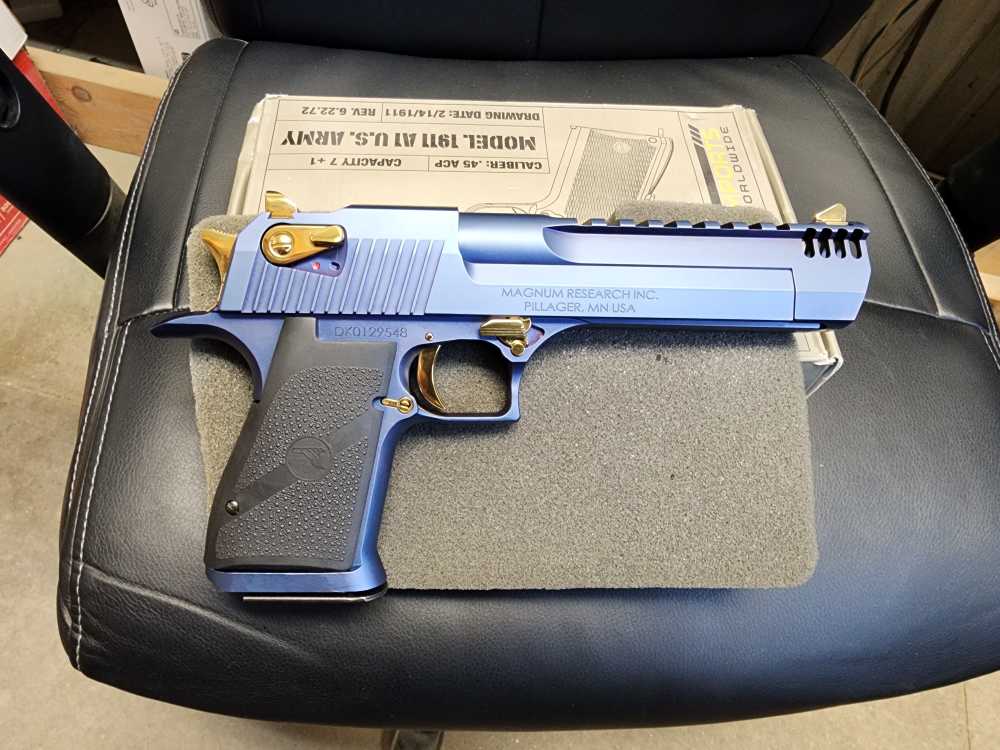 PICS! MAGNUM RESEARCH DESERT EAGLE CARBO BLUE CERAKOTE .50 AE 6" 50AE XIX-img-0