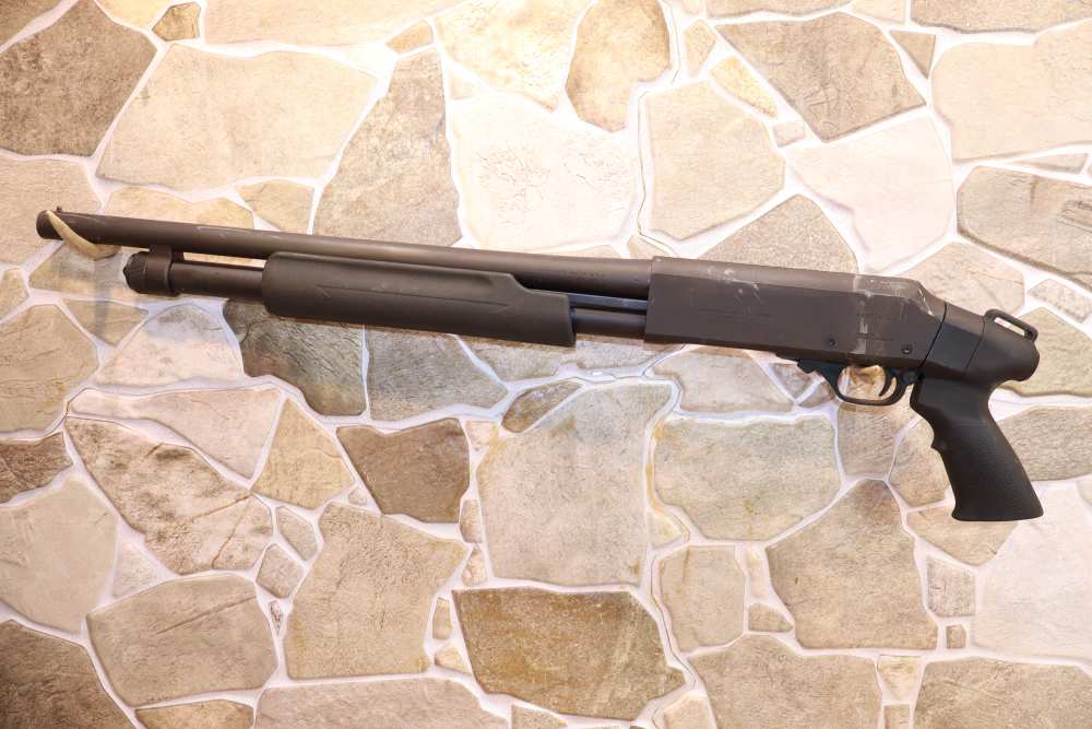 H&R 1871 PARDNER PUMP-ACTION 12 GAUGE SHOTGUN-img-5