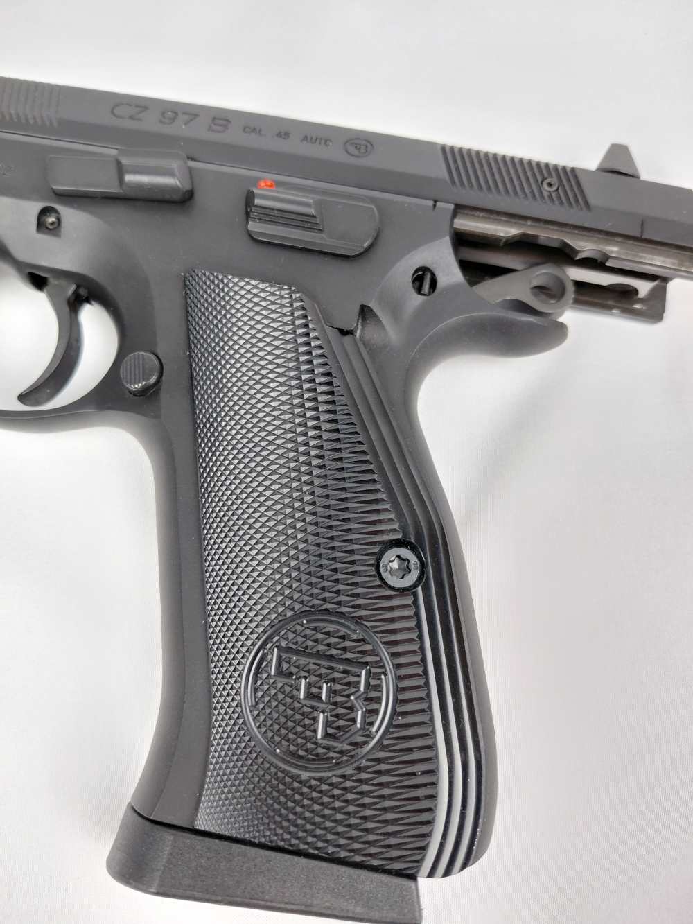 CZ 97 B, 45 ACP, 2 Magazines-img-23