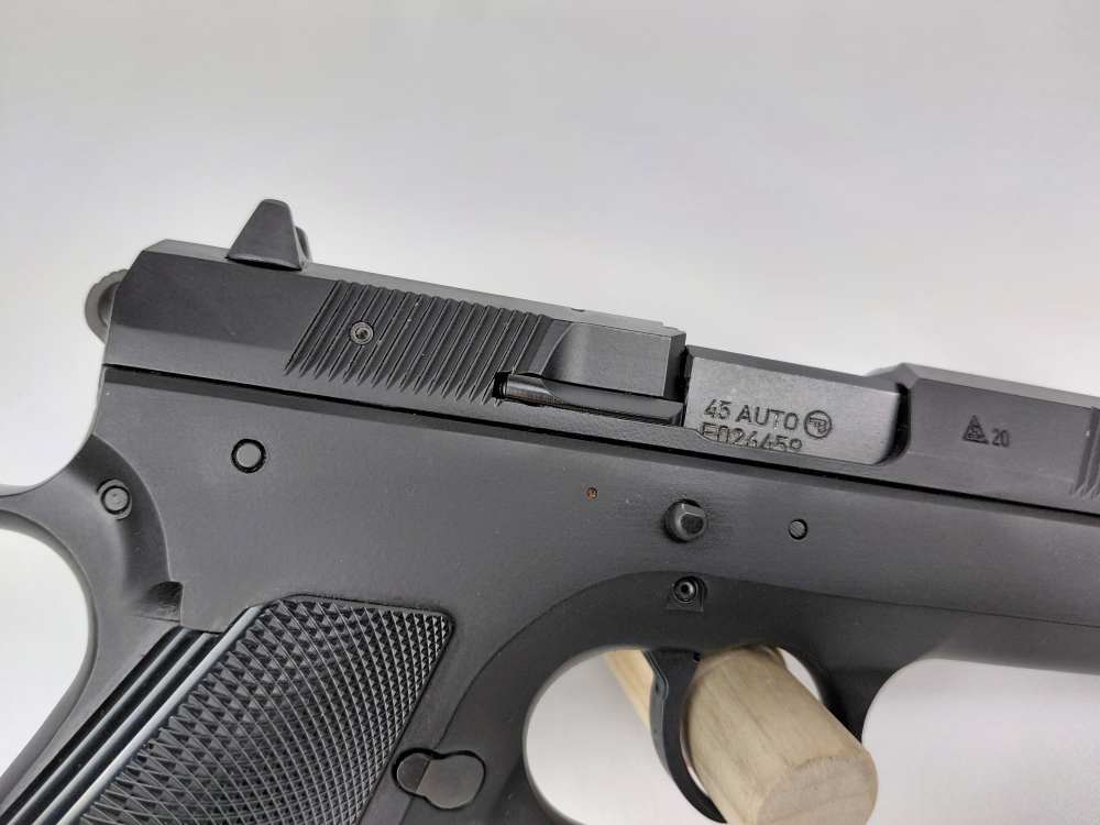 CZ 97 B, 45 ACP, 2 Magazines-img-11