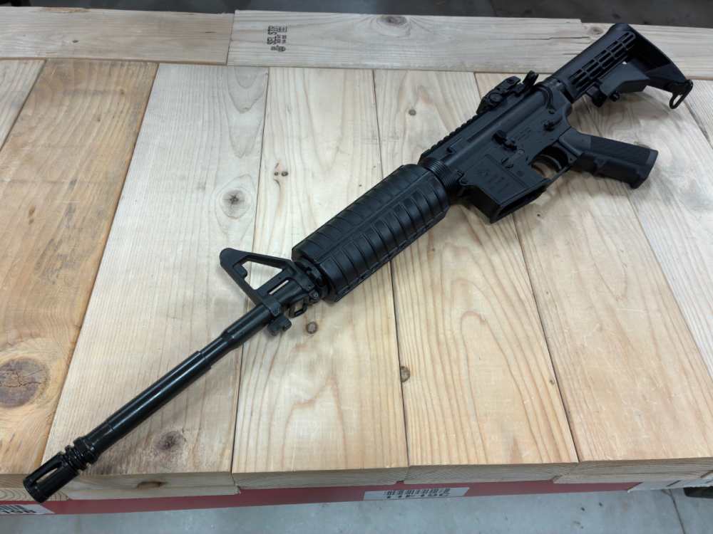 Colt CR6920 5.56x45mm NATO AR-15 M4 Carbine Stock & HG's, BNIB-img-1
