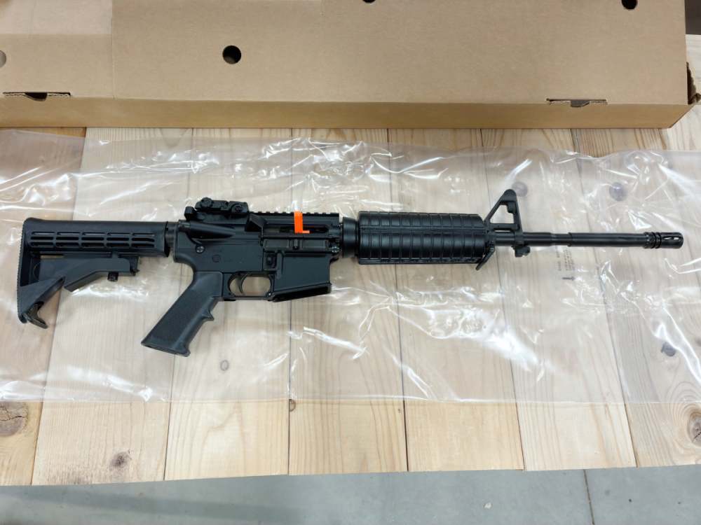Colt CR6920 5.56x45mm NATO AR-15 M4 Carbine Stock & HG's, BNIB-img-8