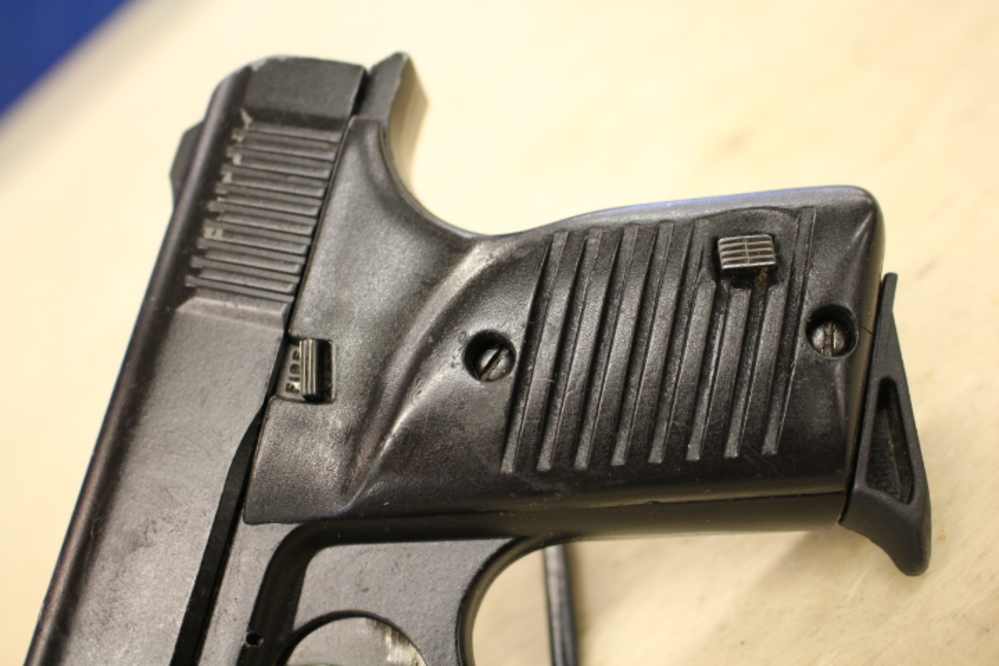 Lorcin L380, 380 ACP, Item P-231-img-5