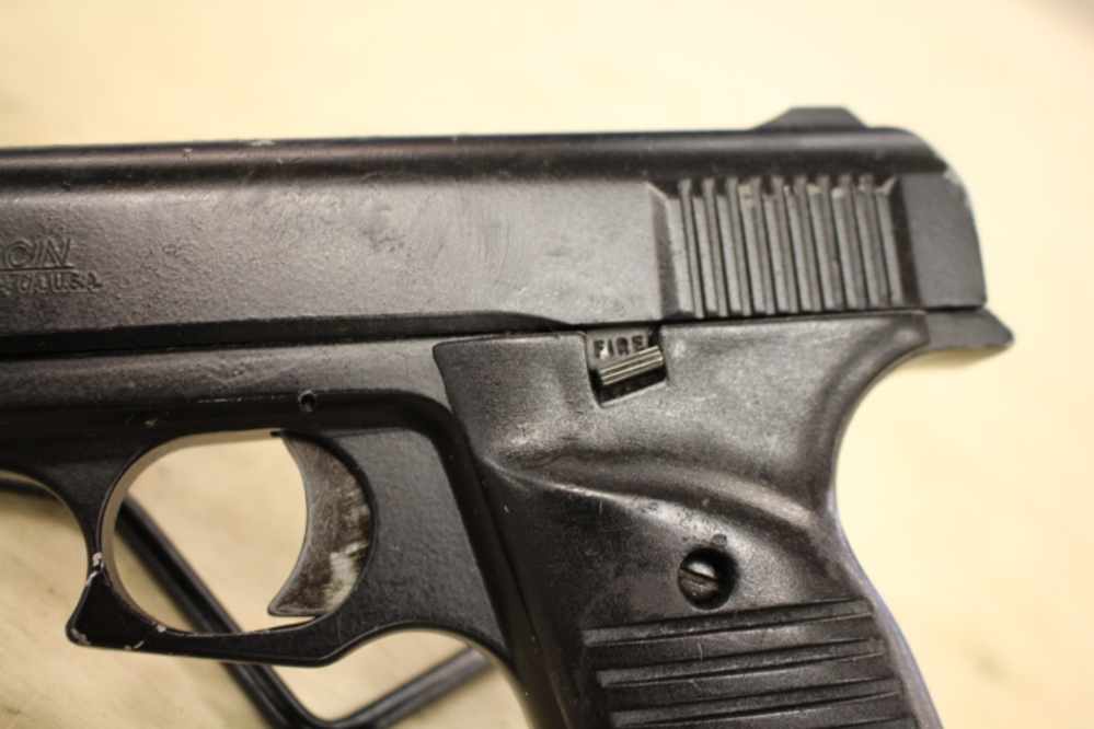 Lorcin L380, 380 ACP, Item P-231-img-4