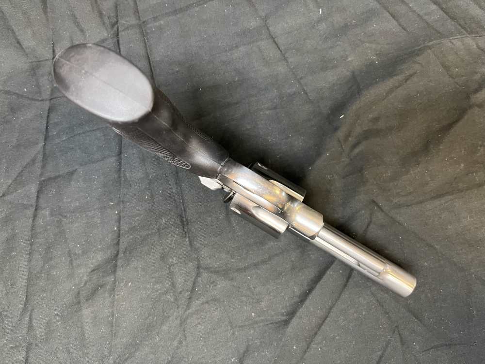 NEW Smith & Wesson 629 44mag 4" Smith and Wesson Revolver 44 MAG 629-6-img-8