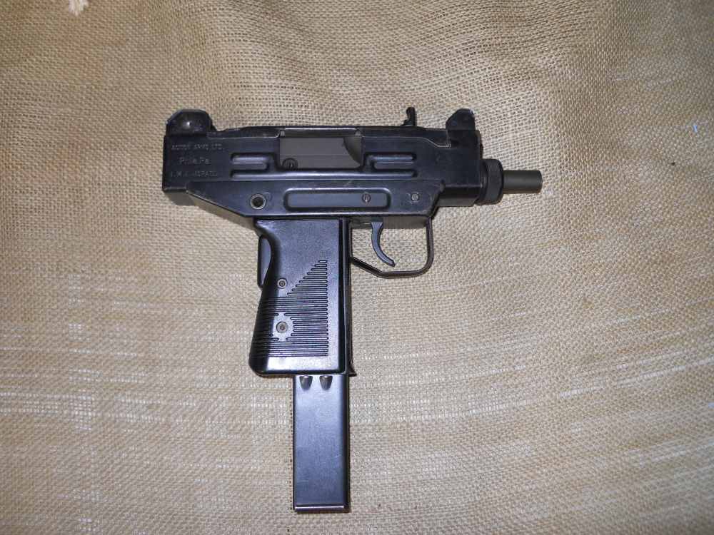 IMI Uzi pistol 9mm-img-1