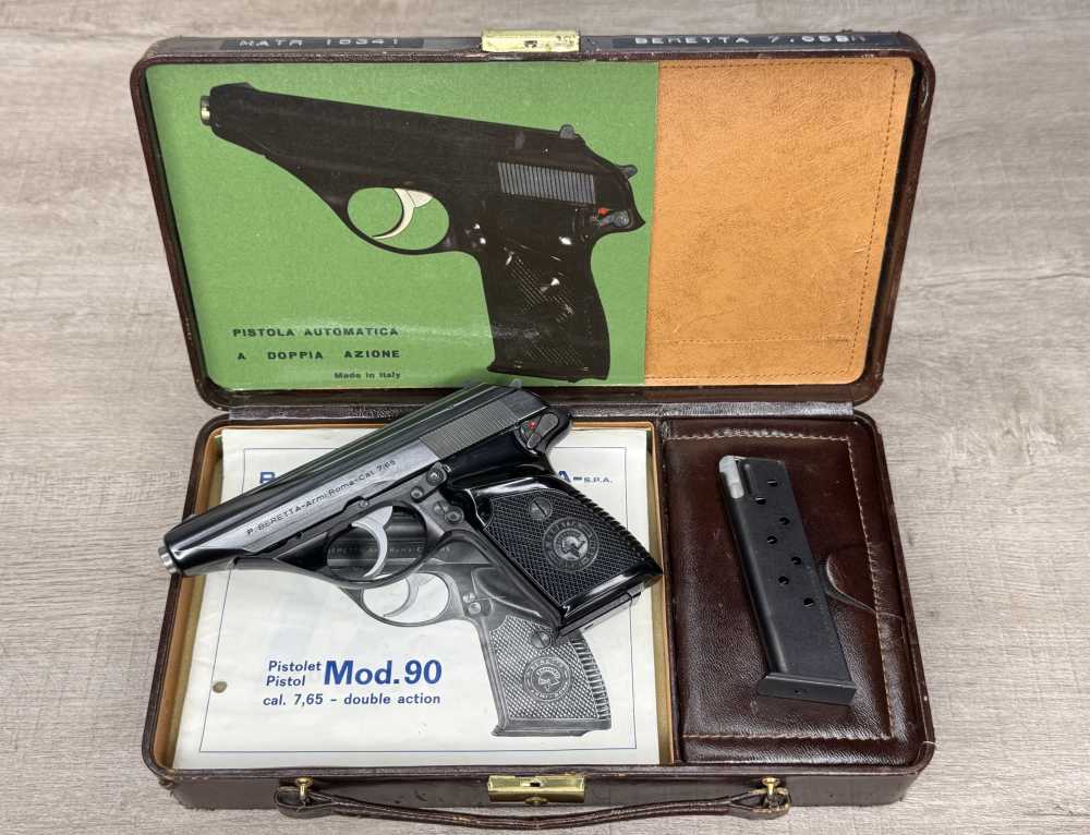 Beretta Model 90 Roma 7.65mm Browning – 1976 Italian Pistol-img-0