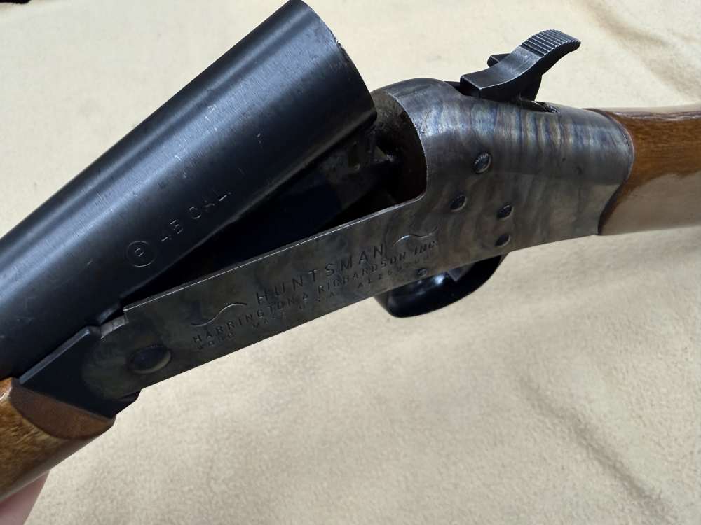 Harrington & Richardson H&R Huntsman .45 Cal MZ FFL required 28" -img-13