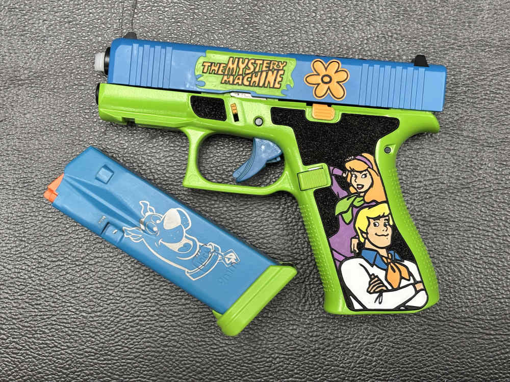 DAKOTA BANDIT GLOCK 43X “SCOOBY-DOO” 9MM. NO RESERVE -img-26