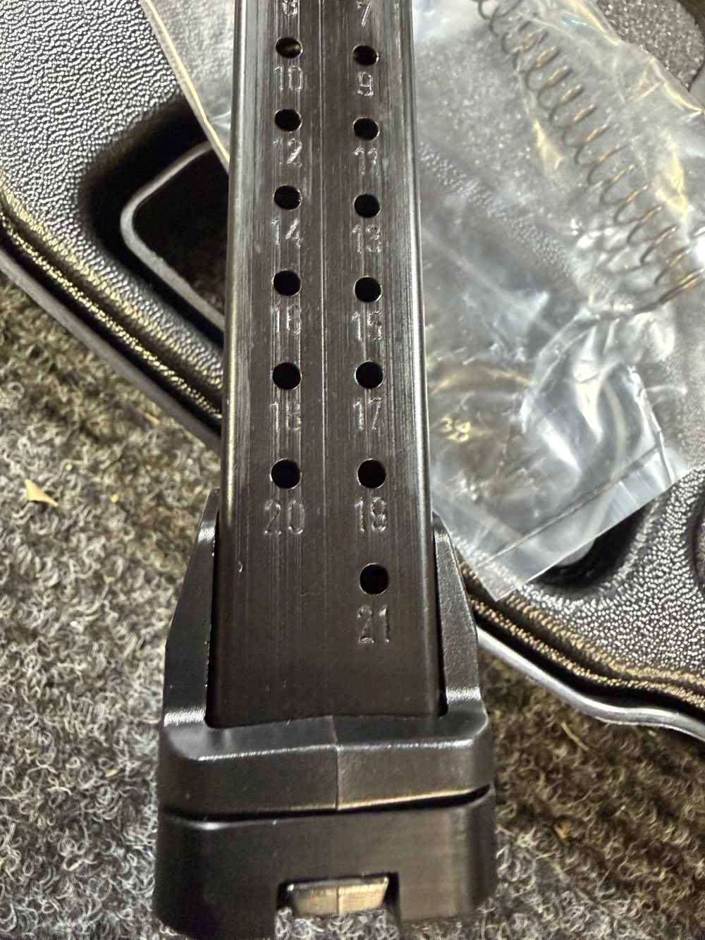 SIG SAUER P211 GTO Nightshift 9mm 21 + 1 4.4" Bull Barrel -img-14