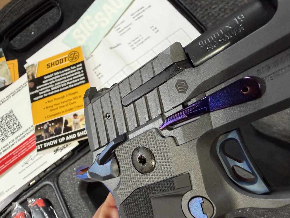 SIG SAUER P211 GTO Nightshift 9mm 21 + 1 4.4" Bull Barrel -img-11