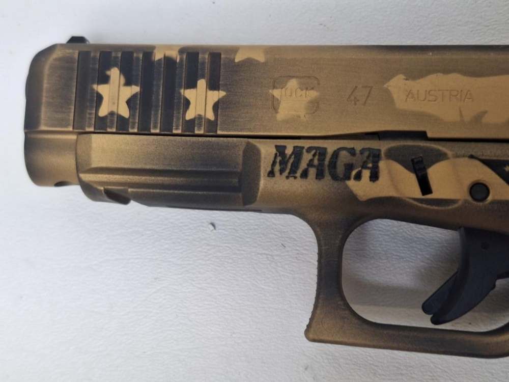 Glock 47 9x19 Trump 2025 Edition Gold and Black-img-6