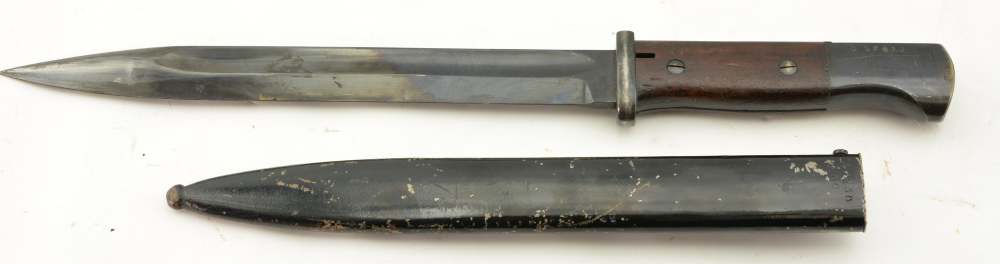 Published WW2 Portuguese Model 1941 Kar.98k Rifle with German Markings-img-30