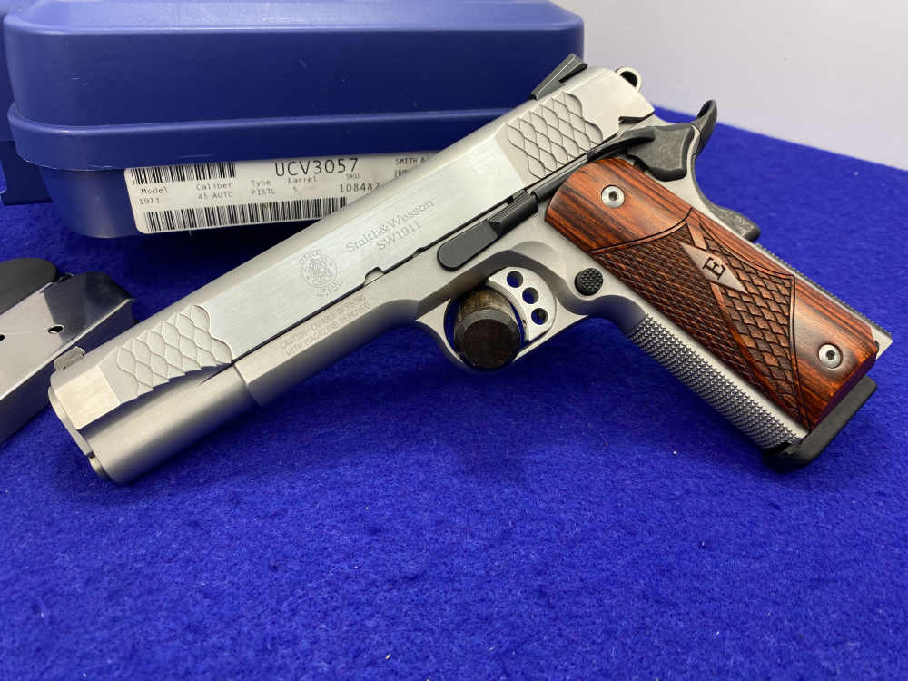 Smith Wesson SW1911 E-Series .45 ACP SS 5" *OUTSTANDING 1911 STYLE HANDGUN*-img-35