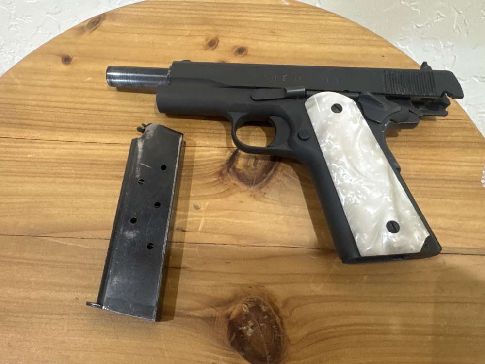 Colt M1911A1 -img-5