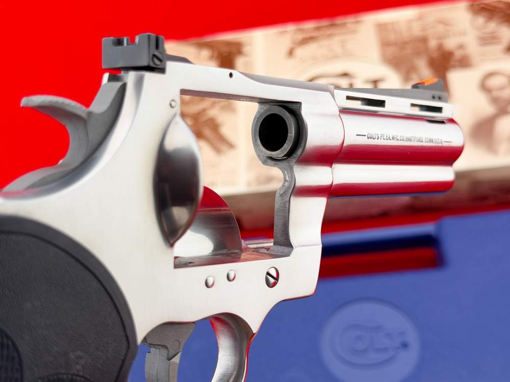 VIBRANT 1993 Colt Kodiak .44 Magnum 4" Stainless Ported Revolver -img-29