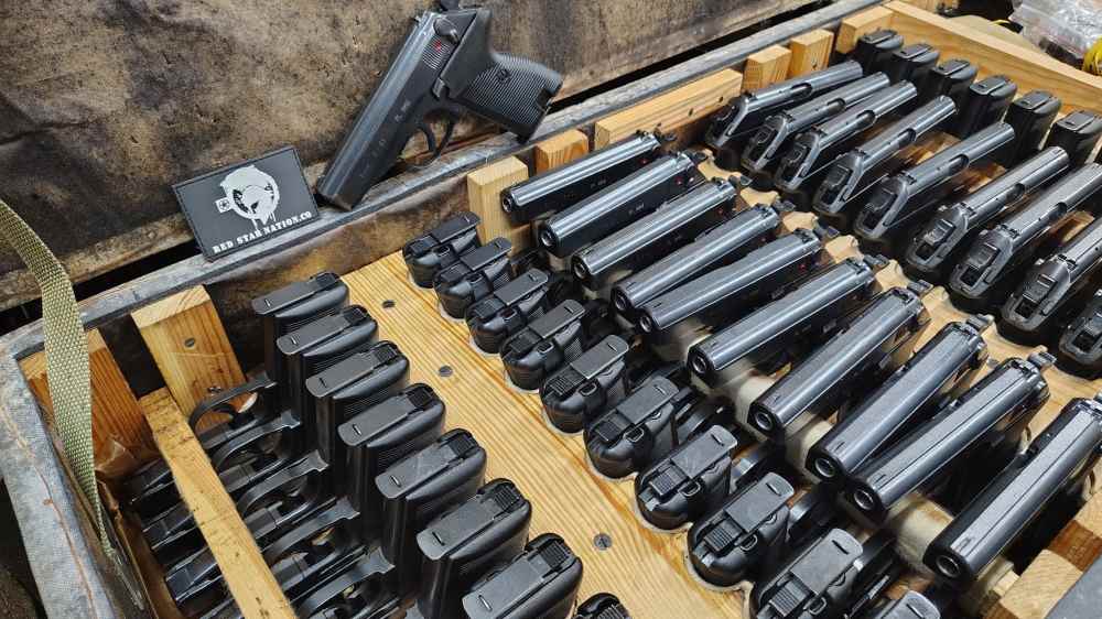 (11) Radom P-83 Wanad 3.5" 9mm Mak Military Property – w/ 2 Mags FREE SHIP-img-0