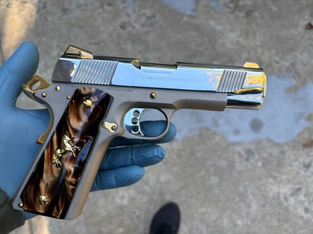 2005 Colt LWT Commander 38 Super Gold Plated NR Penny Auction .01 Start -img-21