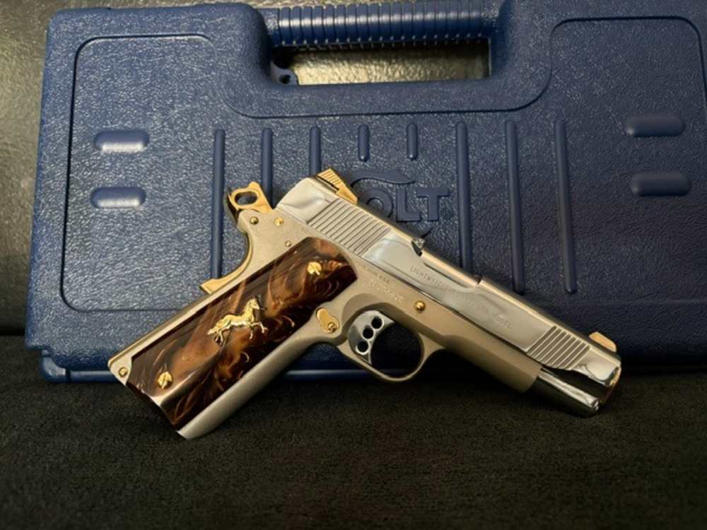 2005 Colt LWT Commander 38 Super Gold Plated NR Penny Auction .01 Start -img-3